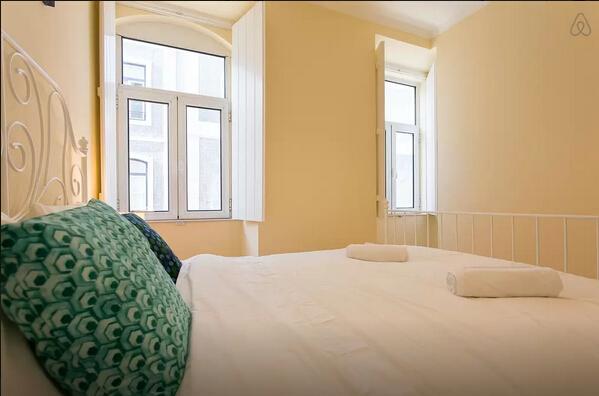 Lisbon Secret & Charming Sao Bento Flat *